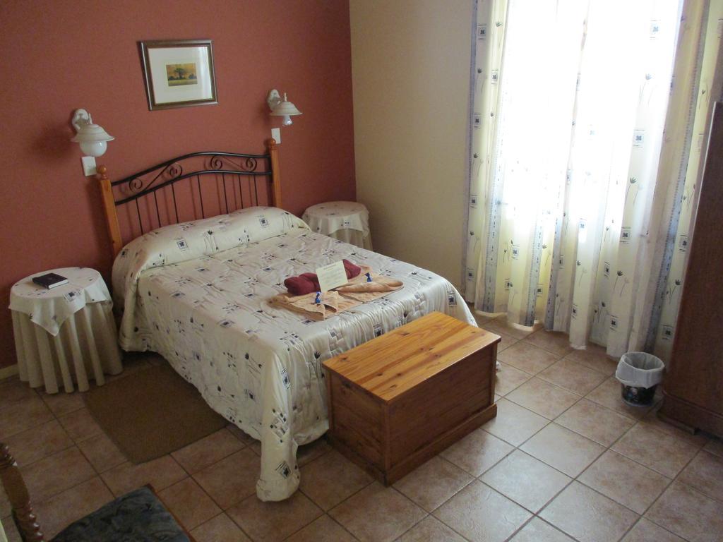 Van Rhyn Guest House Vanrhynsdorp Extérieur photo