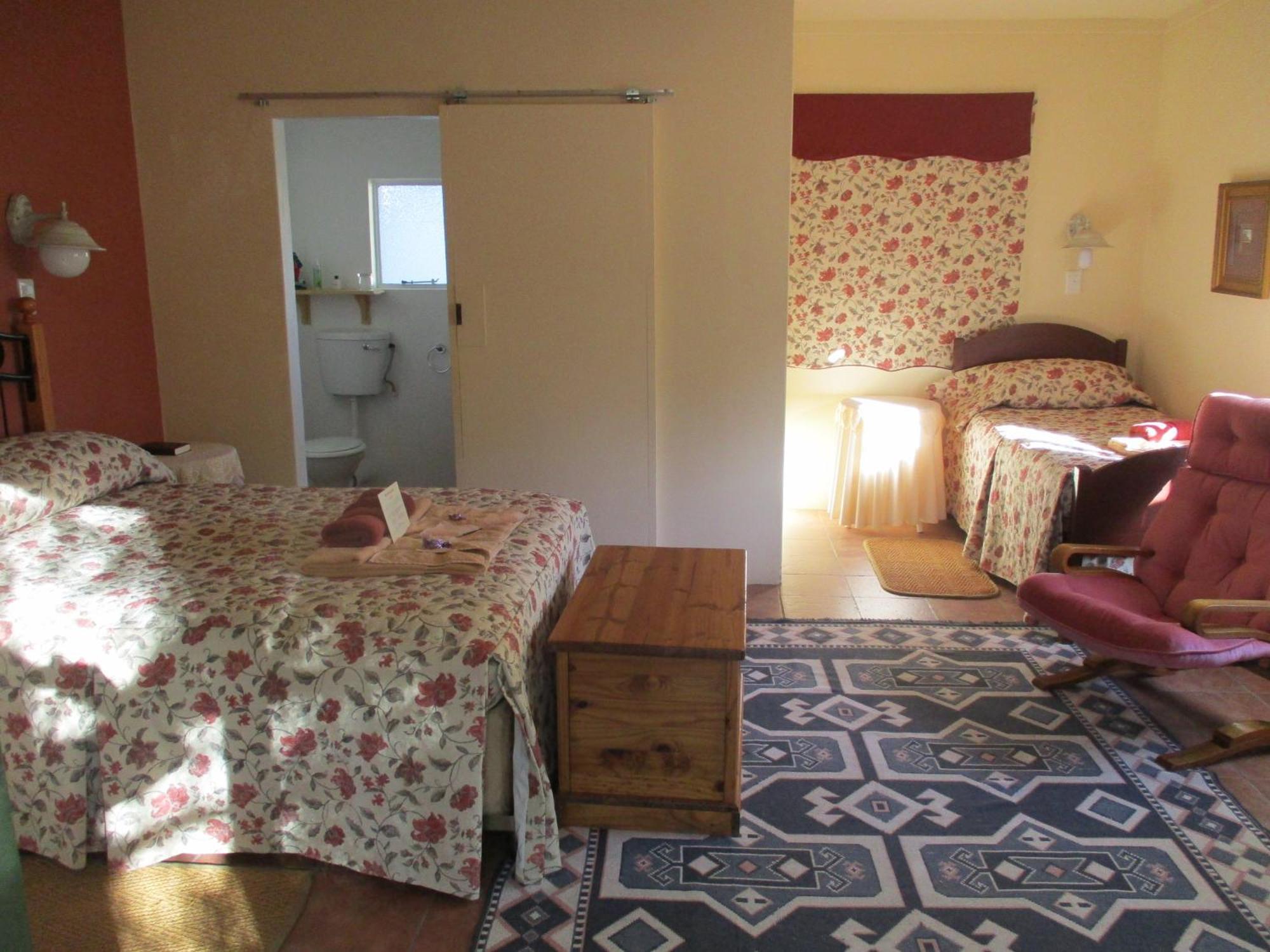 Van Rhyn Guest House Vanrhynsdorp Extérieur photo